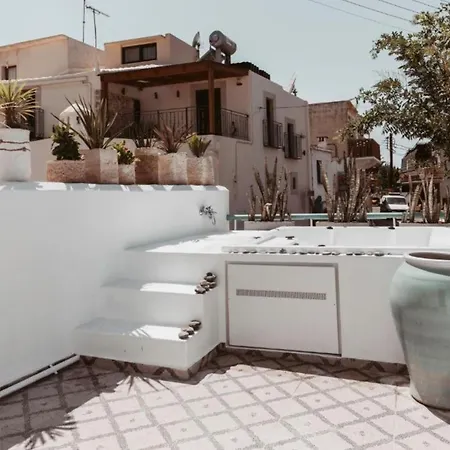 Lilika's Bliss With Jacuzzi By Estia Hersonissos (Crete)