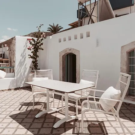 Lilika's Bliss With Jacuzzi By Estia Holiday home